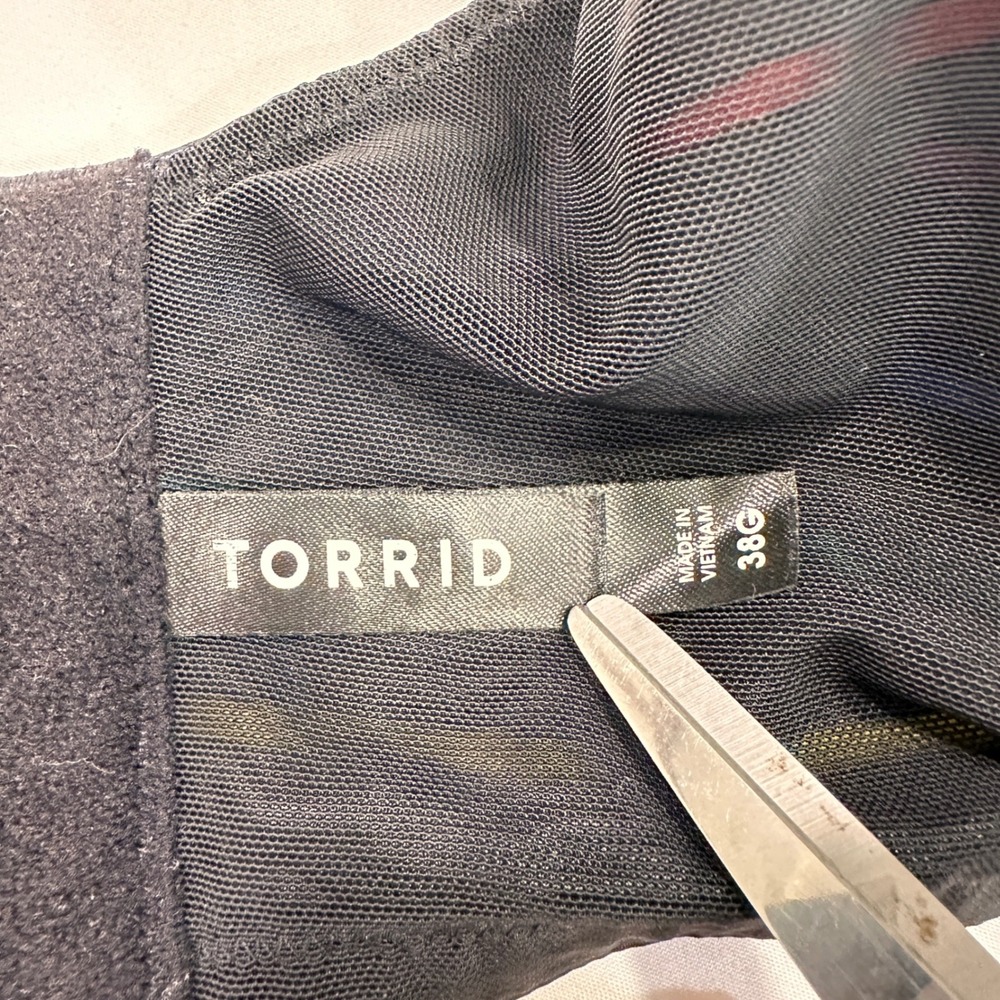 Torrid Dream Wire-Free Lightly Lined Bra Womens 38G Black Rainbow Stripe | Pride - Picture 7 of 7